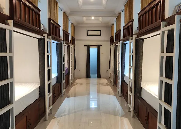 Ega S * Batununggul